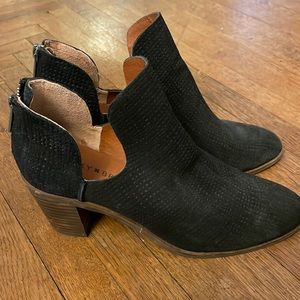 Lucky Brand booties